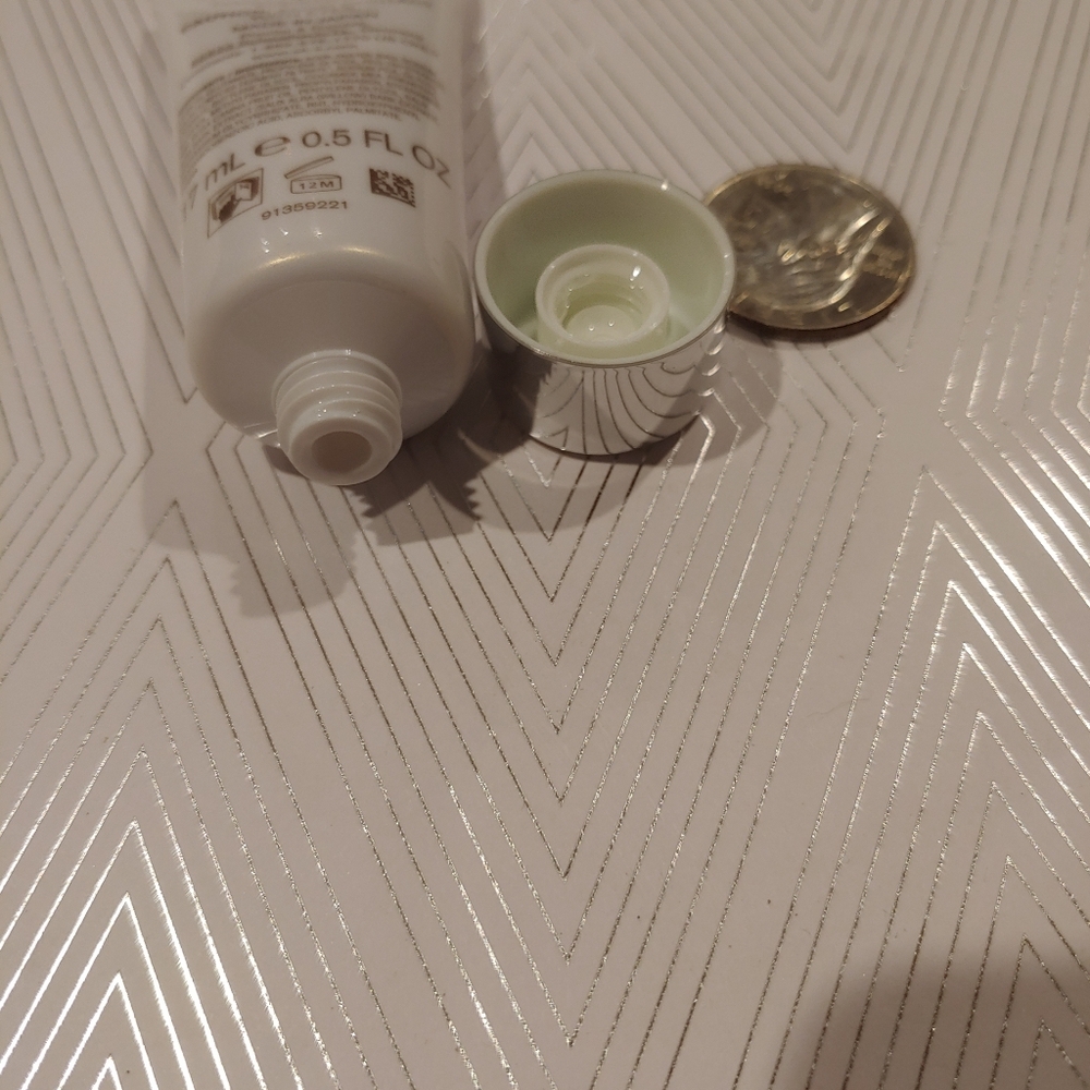 SK-II face cleanser - Picture 3 of 3